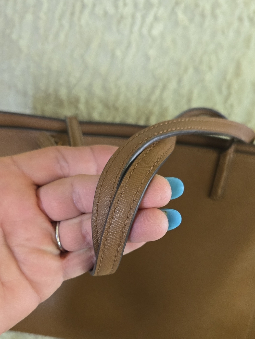 Tory Burch Taupe Brown Leather Tote with Gold Logo - Picture 3 of 9